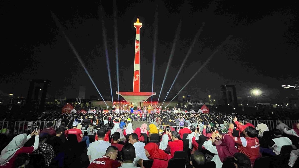 HUT RI, Pemprov DKI Gelar Video Mapping dan Air Mancur di Monas