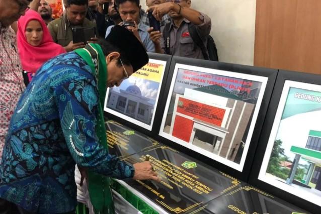 Menteri Agama Salurkan Bantuan Fasilitas Pendidikan dan Rumah Ibadah di Maluku untuk Perkuat SDM dan Harmoni Sosial
