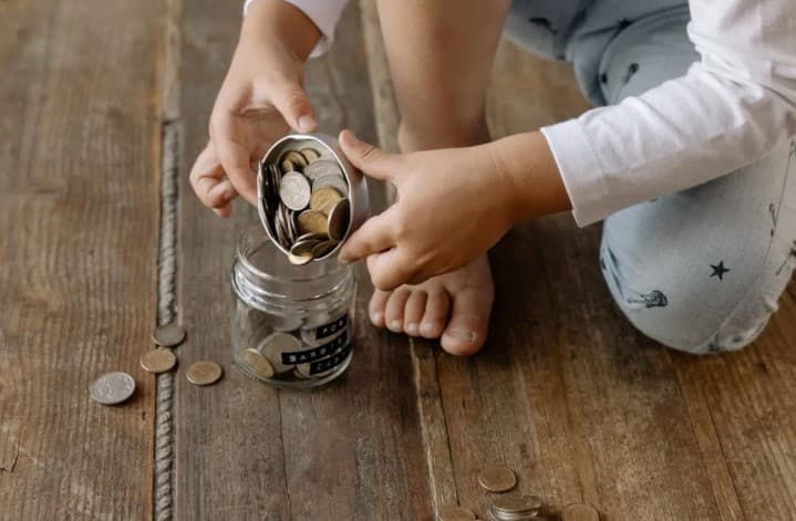 Orang Tua Disarankan Membekali Anak dengan Literasi Keuangan Sejak Dini