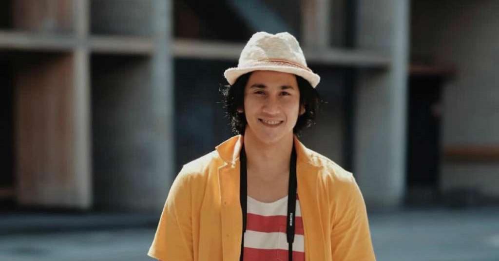 Hanya Follow 1 Instagram Istri, Netizen Sebut Vino G Bastian 'Bucin'