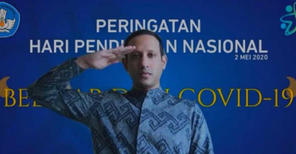 Menteri Nadiem Makarim Pimpin Upacara Hardiknas dari Rumah