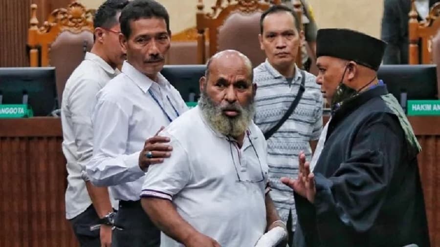 Terima Suap dan Gratifikasi Rp46,8 Miliar, Jaksa KPK Tuntut Lukas Enembe 10,5 Tahun Bui