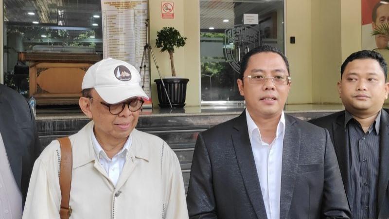 Visum Psikiatrum Rektor Nonaktif UP Ditunda gegara Sakit