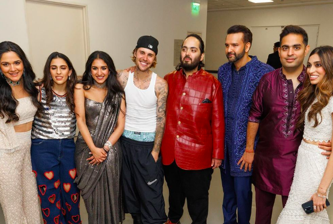 Justin Bieber Hebohkan Netizen dengan Muncul di Upacara Pranikah Konglomerat India