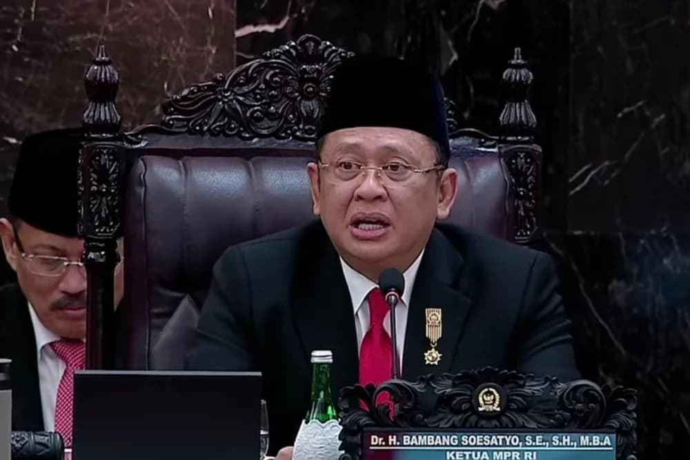 Pantun Penutup Bamsoet untuk Prabowo: Kami Titip NKRI dalam Harmoni