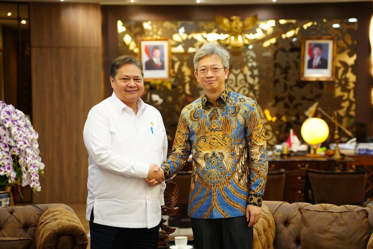 Duta Besar RRT Gaet Menko Airlangga, Bahas Pengembangan Industri Hingga Blue Economy