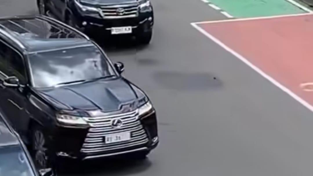 RI 36 Dikawal Patwal Viral Milik Raffi Ahmad, Mobilnya Pakai Lexus LX600