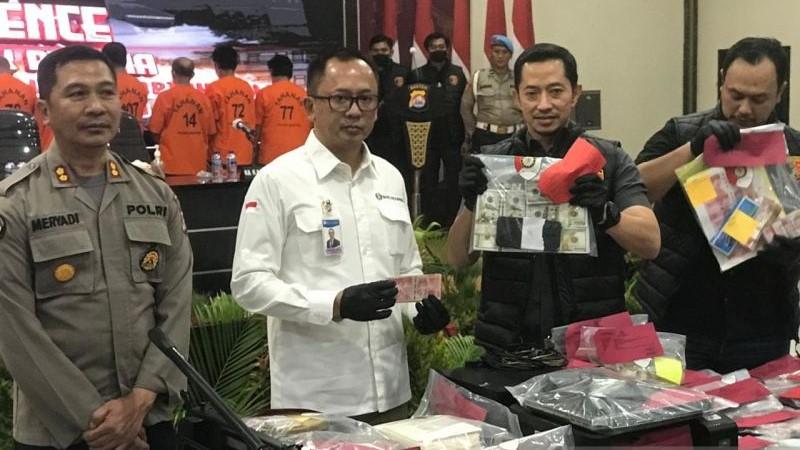 Polisi Ungkap Peredaran Uang Palsu di Banten dan Jawa Barat, 14 Pengedar Ditangkap!