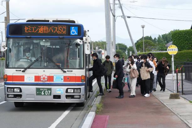 Iyus Warga Negara Indonesia Cetak Sejarah, Jadi Sopir Bus Asing Pertama di Jepang