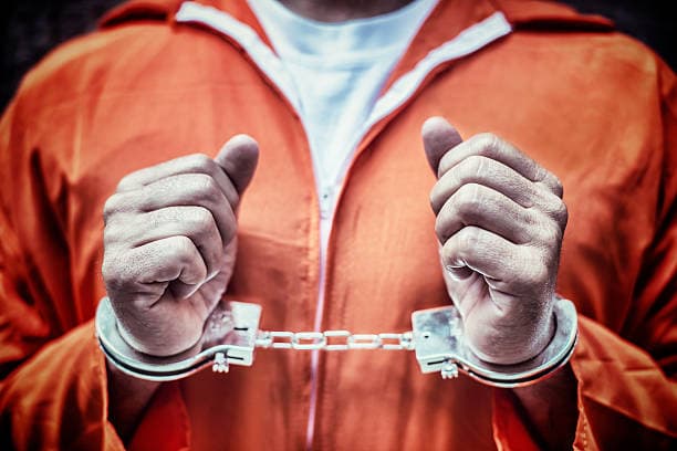 2 Mahasiswa di Ambon Ditangkap Usai Kedapatan Membawa 1 Paket Ganja