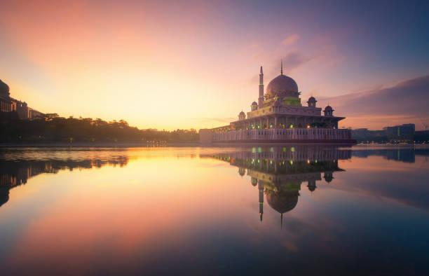 9 Destinasi Wisata Religi Terbaik untuk Dikunjungi Selama Ramadan, Bisa Perdalam Keimanan