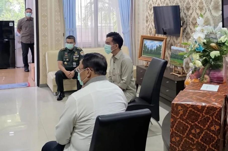 SBY Diperbolehkan Pulang dari RSPAD, Gibran Langsung Menjenguk Usai Tiba di Jakarta