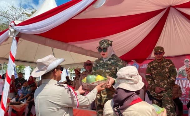 Pemkot Kendari Gelar Karnaval Juang HUT ke-80 RI, Ribuan ASN Tampilkan Kreativitas dan Semangat Kepahlawanan