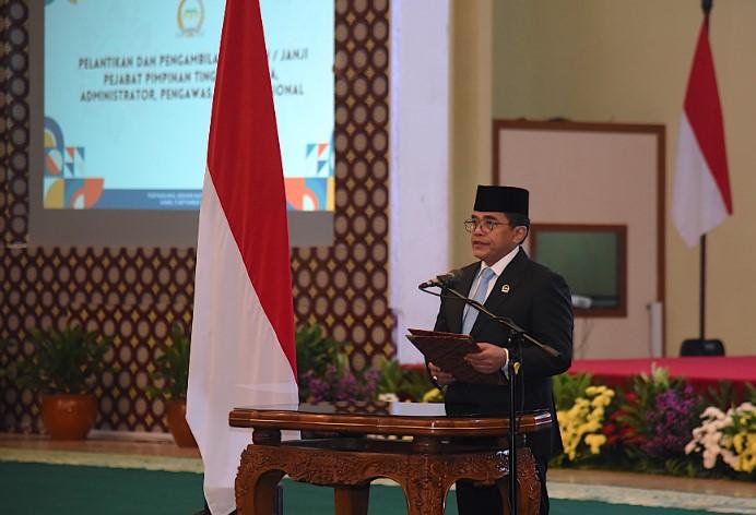 Sekjen DPR RI Lantik Pejabat Baru, Tegaskan Transformasi SDM dan Komitmen Transparansi