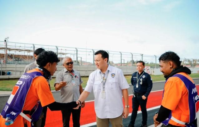 Tinjau Kesiapan MotoGP Mandalika, Ketua Umum IMI Tekankan Peran Vital Marshal Lokal NTB