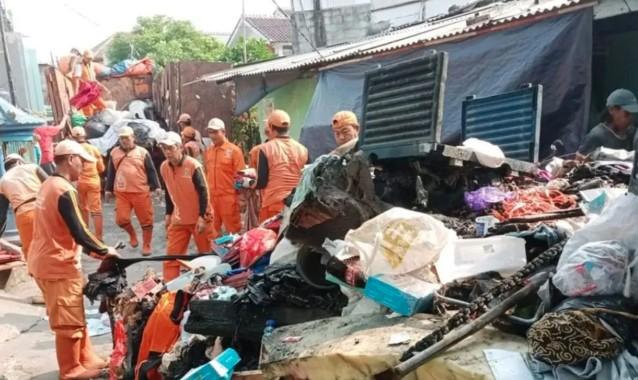 Posko Pengungsian Korban Kebakaran di Matraman Diperpanjang hingga Minggu