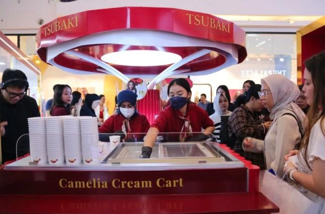 Tsubaki Blooming Gallery Hadir di Jakarta, Rayakan Ekspresi Diri Perempuan Lewat Keindahan Bunga Kamelia