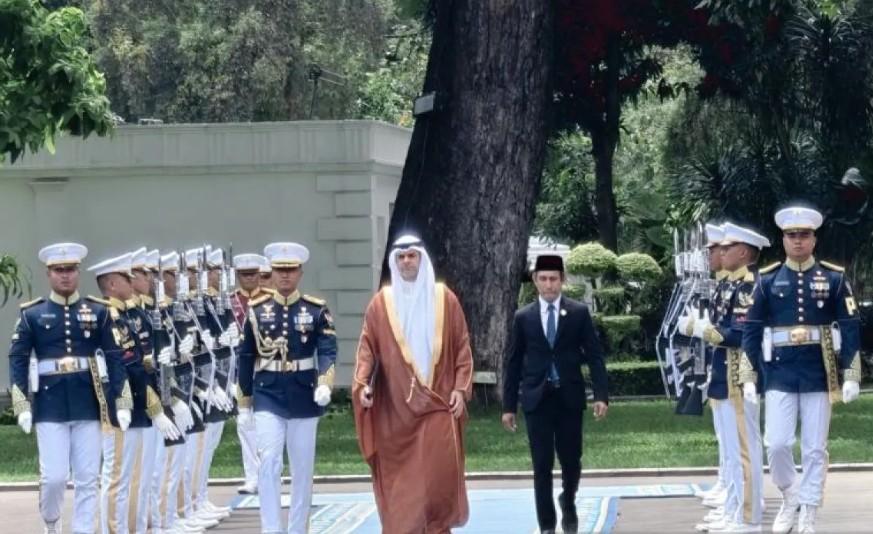 Presiden Prabowo Terima Surat Kepercayaan dari 12 Duta Besar Negara Sahabat di Istana Merdeka