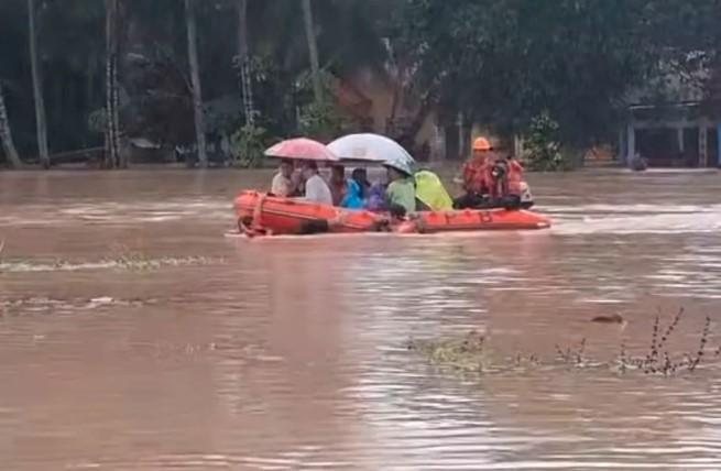 Lebih dari 150 KK Terdampak Banjir 1-1,5 Meter di Aia Gadang Pasaman Barat