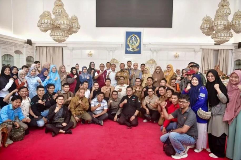 Gubernur Sulsel Lepas 100 Tenaga Kesehatan untuk Perkuat Penanganan Bencana di Aceh Tamiang