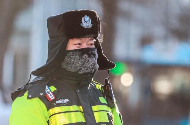 China Keluarkan Peringatan Dini Gelombang Dingin dan Angin Kencang, Warga Diminta Waspada