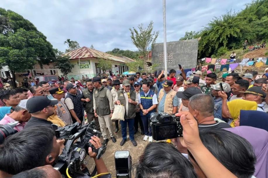 MPR RI Salurkan 5.000 Paket Bantuan untuk Korban Banjir Bandang di Aceh, Muzani Soroti Kondisi Memprihatinkan Pengungsi