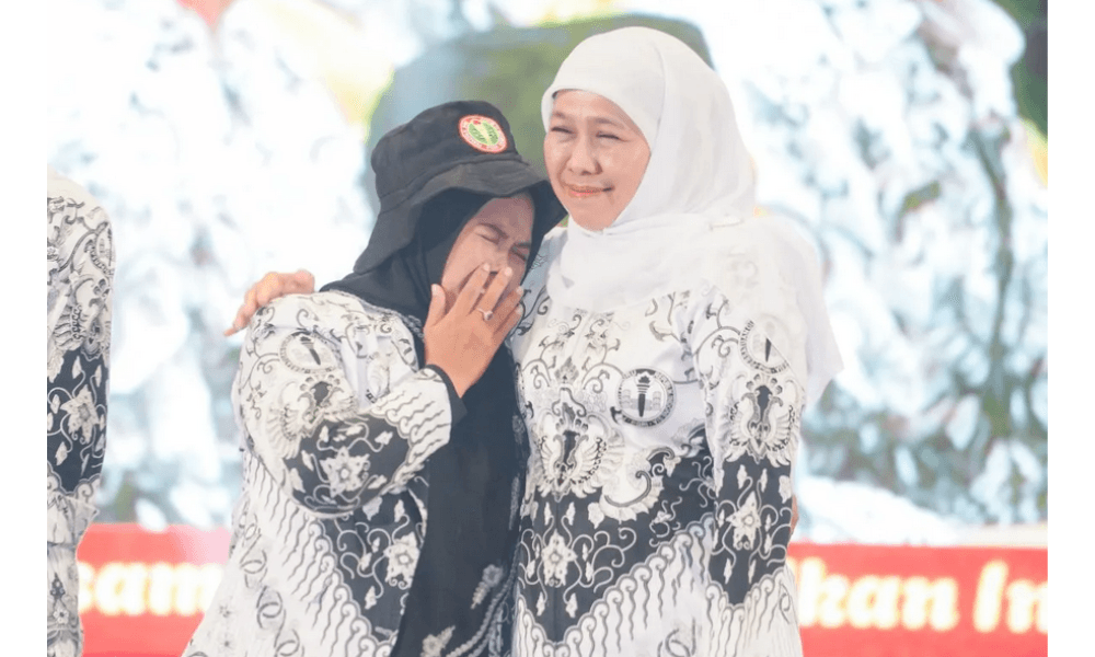 Gubernur Khofifah Tegaskan Peran Guru sebagai Penjaga Masa Depan Bangsa di HUT ke-80 PGRI dan Hari Guru Nasional 2025