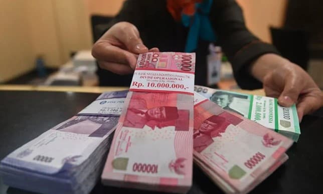 Nilai Tukar Rupiah Menguat pada Selasa Pagi
