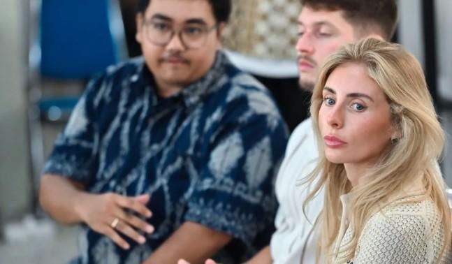 Kemenlu Laporkan Bonnie Blue ke Otoritas Inggris atas Aksi Provokatif di Depan KBRI London