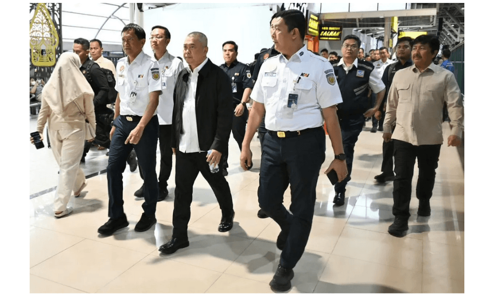 Menhub Tinjau Arus Balik Nataru di Yogyakarta, Penumpang Kereta Naik 10 Persen