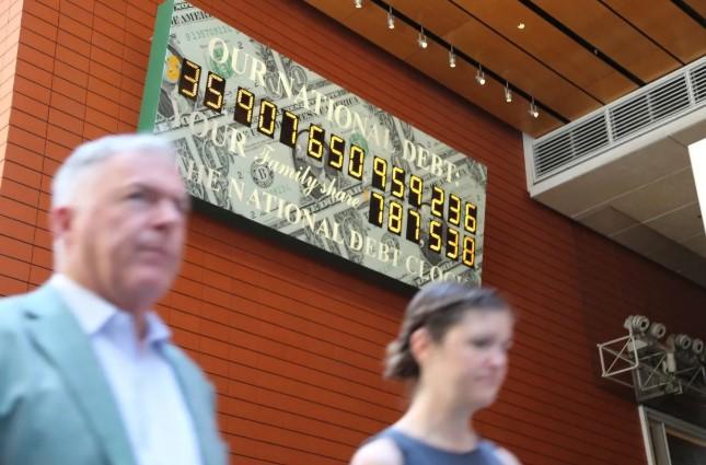 Pakar Menilai Tekanan Utang Amerika Serikat Kian Meningkat di Tengah Perpecahan Politik