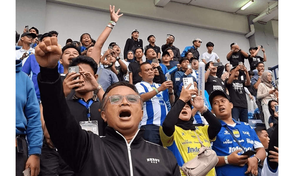 Zaini Shofari: Kedewasaan Bobotoh dan Pengamanan Kondusif Jadi Kunci Sukses Persib di Paruh Musim