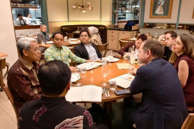 Indonesia Tegaskan Komitmen Global Lindungi Keanekaragaman Hayati, Menhut Bertemu Royal Foundation di London