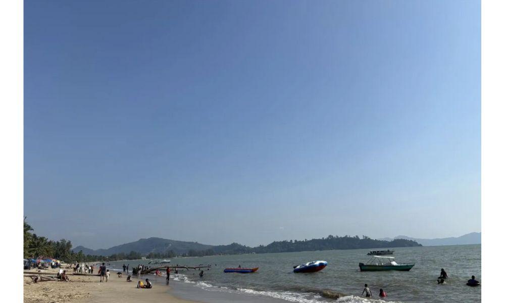 Pasca Longsor dan Banjir, Pariwisata di Pantai Pandan Tapanuli Tengah Mulai Bangkit