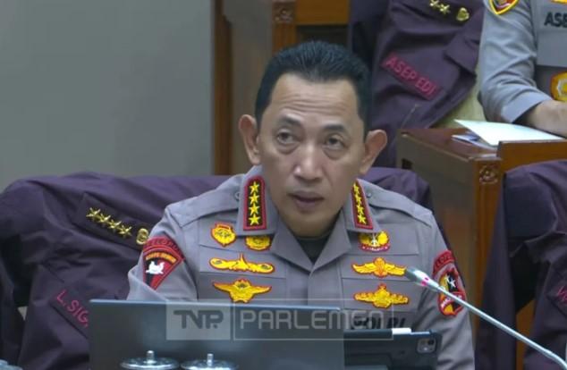 Kapolri Tegaskan Polri Lebih Ideal Langsung di Bawah Presiden