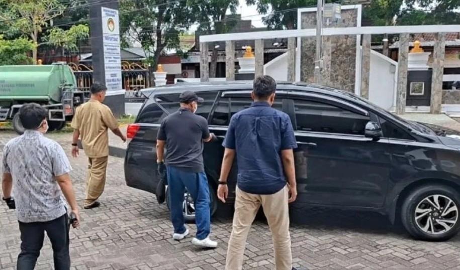 Penggeledahan Kantor Dinas PUPR Kota Madiun, KPK Dalami Dugaan Gratifikasi Wali Kota Nonaktif Maidi