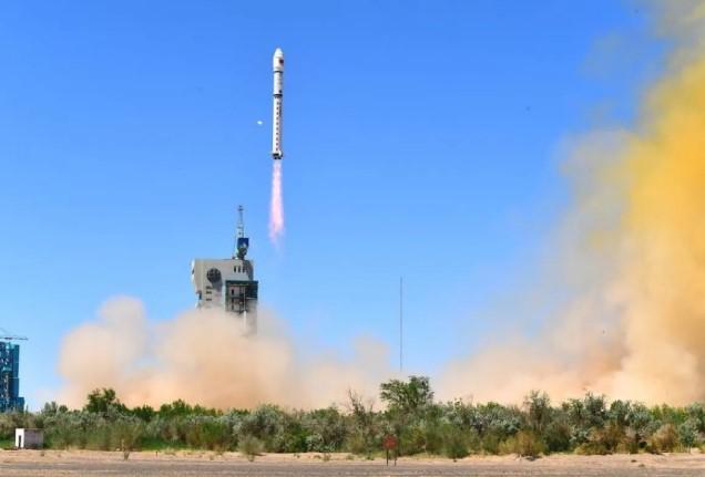 China Terapkan Model AI Serbaguna di Satelit, Langkah Baru Menuju Jaringan Komputasi Luar Angkasa Global