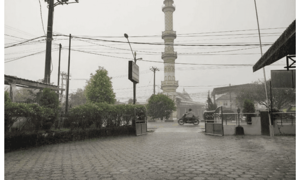 BMKG Peringatkan Hujan Lebat hingga Sangat Lebat di Sejumlah Wilayah pada Senin, 9 Februari 2026