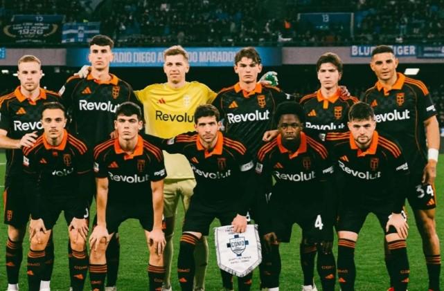 Singkirkan Napoli Lewat Adu Penalti, Como Melaju ke Semifinal Piala Italia Hadapi Inter Milan