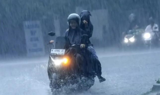 BMKG Prediksi Hujan Ringan hingga Lebat di Jawa Barat Sepekan ke Depan