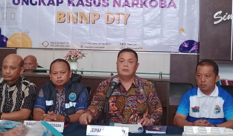 BNNP DIY Gagalkan Penyelundupan 2,71 Kilogram Ganja dari Sumatera Selatan, Residivis Kembali Tertangkap