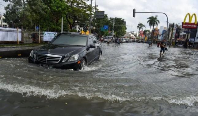 BMKG Prakirakan Hujan Ringan Siang hingga Sore di Jakarta Selasa Ini