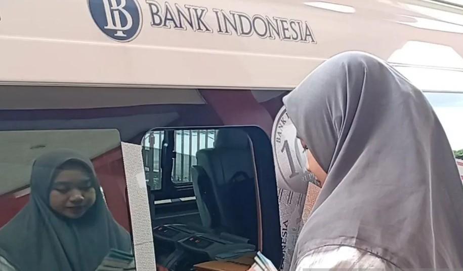 Layanan Penukaran Uang Baru Dibuka di Stasiun Purwokerto Khusus Penumpang Kereta