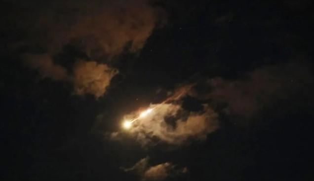 Iran Serang Sejumlah Lokasi yang Diduga Markas Komandan Israel dan Amerika Serikat dengan Drone dan Rudal