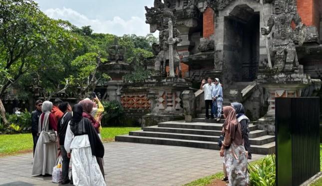 TMII Meriahkan Libur Lebaran 2026 dengan Pawai Budaya dan Tari Kecak untuk Pengunjung