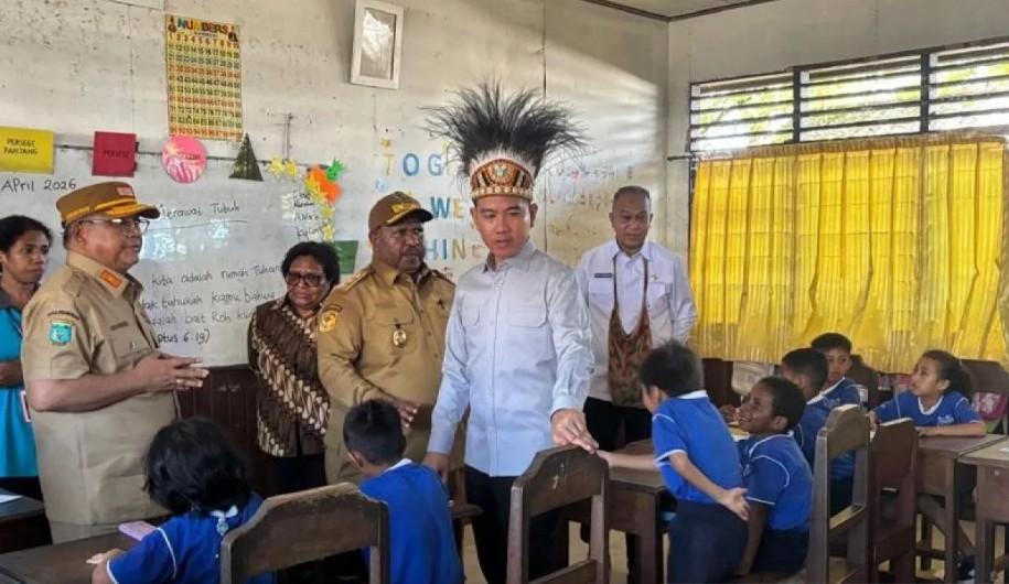 Wapres Gibran Tinjau Program MBG dan CKG di Yahukimo, Soroti Pentingnya Gizi dan Deteksi Dini Kesehatan