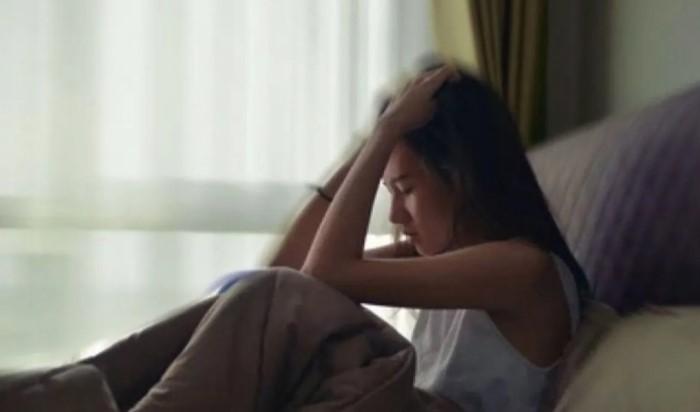 Psikolog Ungkap Tiga Penyebab Overthinking Memburuk Saat Sendirian