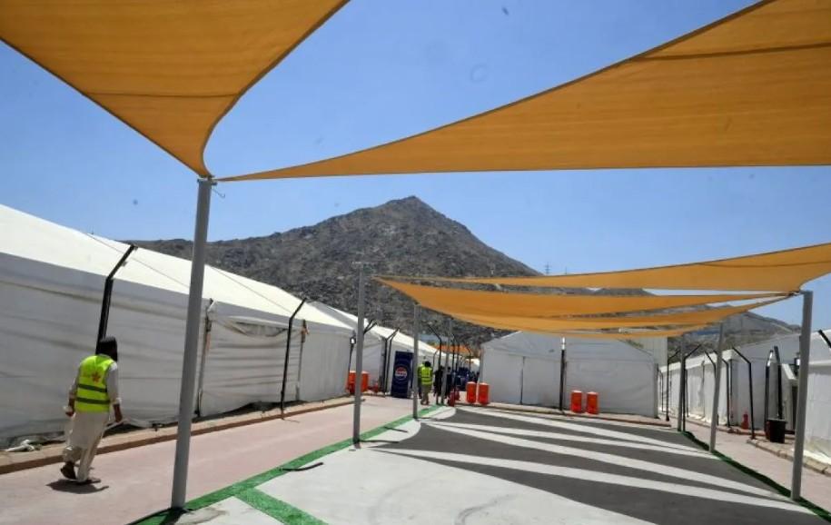 Menteri Haji dan Umrah Arab Saudi Tinjau Kesiapan Tenda Mina untuk Haji 2026 dengan Sistem Pemantauan Elektronik Baru