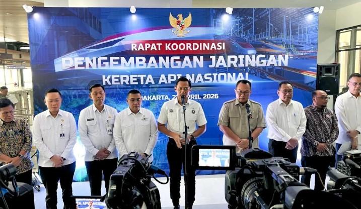 AHY Dorong Penguatan Industri Perkeretaapian Nasional Demi Transportasi Efisien dan Kemandirian Teknologi
