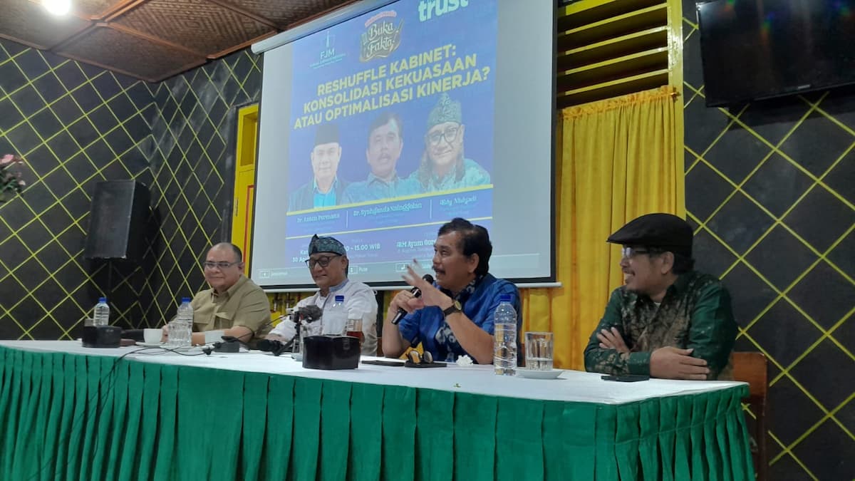 Masuknya Jumhur Hidayat di Kabinet Perkuat Posisi Presiden Prabowo